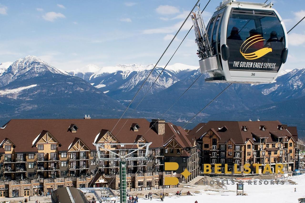 Glacier Mountaineer Lodge Голдън Екстериор снимка
